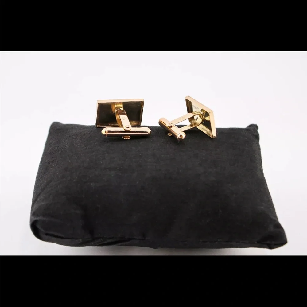 14k Gold Men's Asian Cufflinks